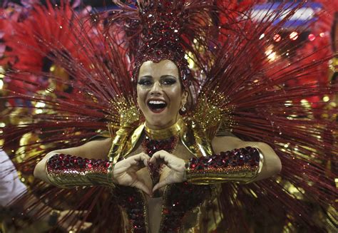 Rio De Janeiro Brazil S Carnival Celebrations Pictures Cbs News