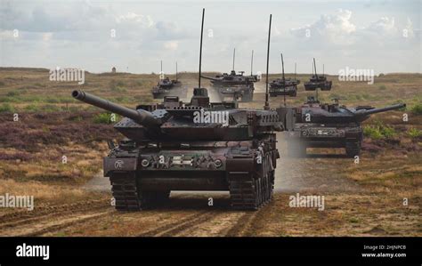 Leopard 2a7 Main Battle Tank Hi Res Stock Photography And Images Alamy