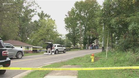 Man killed in South Knoxville shooting with SWAT officers | wbir.com