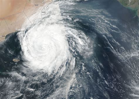 Nasa Sees Tropical Cyclone Luban Nearing Oman