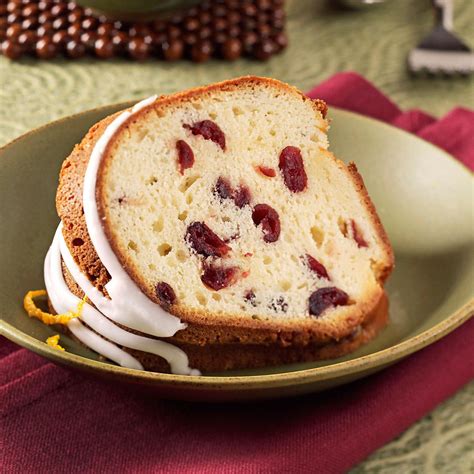 This cranberry pound cake recipe is easy to make at home for a christmas idea or any time of the year for kids and adults. Christmas Pound Cake Ideas / Christmas Eggnog Pound Cake ...