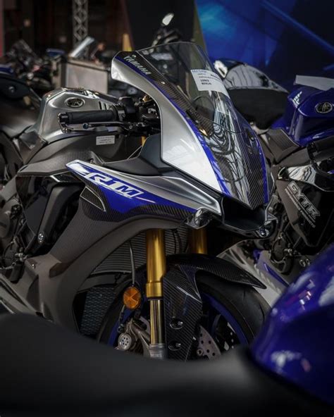 Мотоциклы Yamaha 2019 модельного ряда, цены, фото, обзор мотоциклов