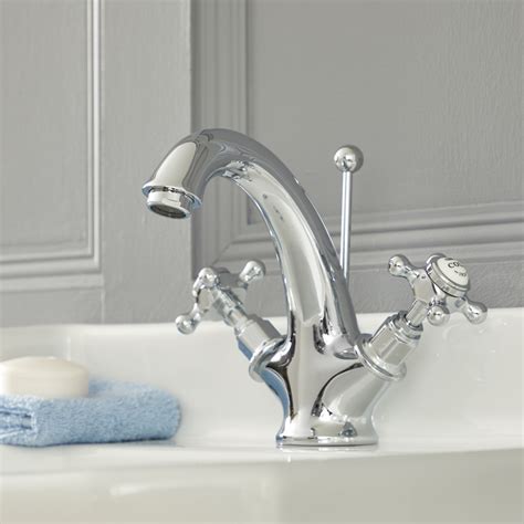 Elizabeth Traditional Single Hole Cross Handle Bathroom Mixer Faucet