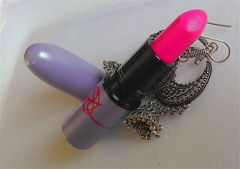 Mac Sharon And Kelly Osbourne Collection Lipstick Kelly Yum Yum Makeupholic World