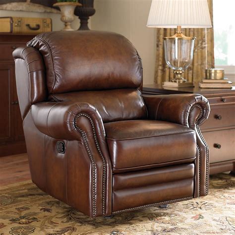 Its stylish and highly cushioned nature not only makes your living room more elegant but also adds a lot. Most Comfortable Recliner - HomesFeed