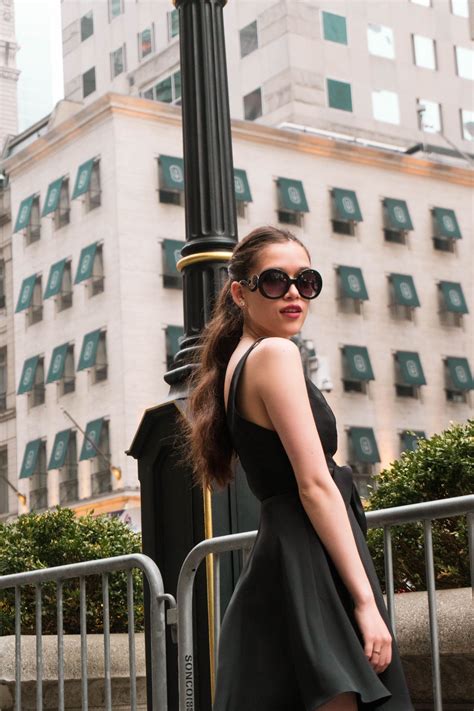 Nyc Style And Travel Blogger Eva Phan Of Eva Darling Recreates The