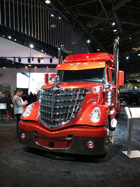International Truck enhances LoneStar features
