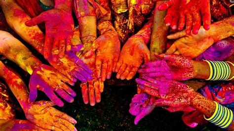 Holi Hai The Festival Of Colours Is Here The New Indian Express