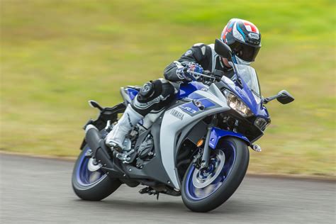 Review 2015 Yamaha Yzf R3 Au