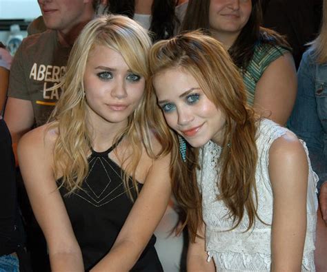 27 Photos Of A Young Mary Kate And Ashley Olsen Elle Australia