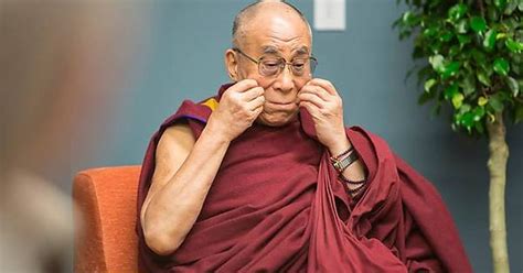 his holiness the 14th dalai lama being himself imgur