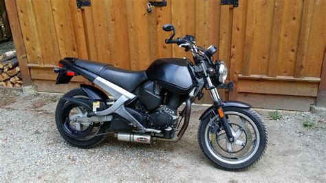 There are two different seat heights available, even the tallest of which allows someone. 2000 Buell Blast 500 Cedar, Nanaimo - MOBILE