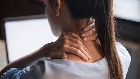 Tedavi sürecinin fibromiyalji egzersizleri en önemli kısımlar arasında yer alır. Fibromiyalji nedir? Fibromiyalji belirtileri nelerdir ...