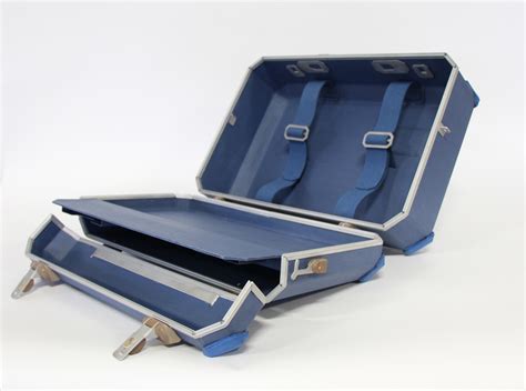 Paper Suitcase Studio Jeroen Wand