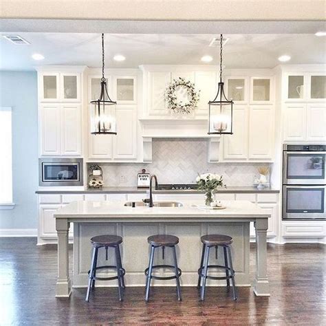 Vintage Farmhouse Kitchen Island Inspirations 1 Kitchenarquitecture