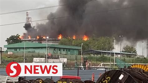 Car boot sale port dickson. Hengyuan refinery in Port Dickson catches fire - YouTube