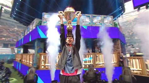 Bugha Is The First Fortnite World Cup Solo Finals Champion Dot Esports