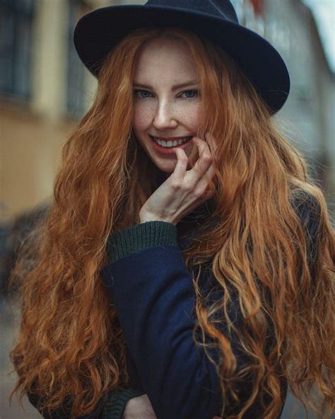 Pin By Dolomite On Ginger Love Long Hair Styles Redhead Models Hair 24