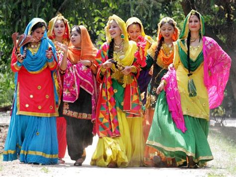 Traditional Dresses Of Punjab Punjabview All About Punjabi Video