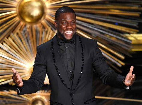 The youngest of two boys, hart was raised by his mother, nancy, who took on the role of a single parent. Oscars Change Their Mind About Kevin Hart - They Wouldn't ...