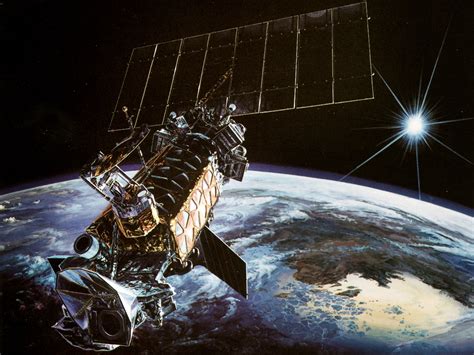 Us Military Satellite Explodes In Space While Orbiting The Earth The