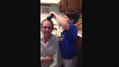 Cancer Mom Lets Eight Year Old Shave Her Head Youtube