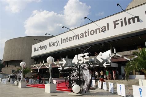 The karlovy vary international film festival (czech: Vary očima baťůžkáře: První den, první útěk a hollywoodská ...