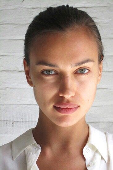 Irina Shayk Models Without Makeup