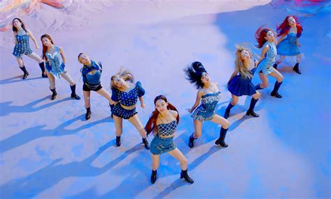 Twice has announced that they will release an english version of their latest korean song i can't stop me! Twice - I Can't Stop Me who's who - K-Pop Database ...