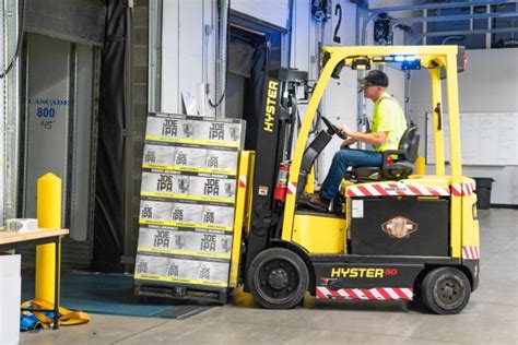 Osha Sets The Standards For Forklift Safety Osha Authorized Safety