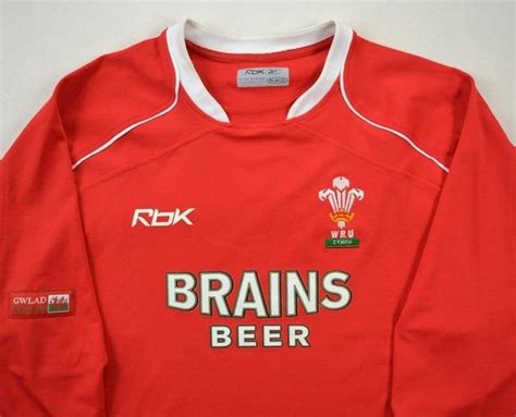 Shop our range of wales rugby clothing, accessories & equipment online at jd sports ✓ express welsh rugby has seen a massive resurgence over the past twenty years. WALES RUGBY REEBOK SHIRT L Rugby \ Rugby Union \ Wales ...