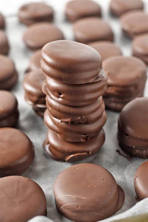 simple no bake recipe for chocolate covered peanut butter ritz cracker cookies the perfect