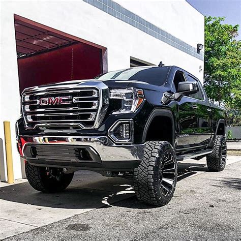 Brand New 2019 Gmc Sierra Came In For A 9 Full Throttle Suspension