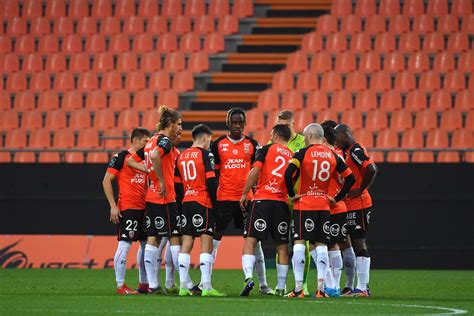 4 tied defeats are certainly hurting lorient and it will take a lot of effort and enthusiasm for this team to recover and get back on the path to success. Football. Ligue 1 : nouveau cas de Covid-19 à Lorient, le ...