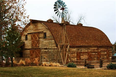 Pin By Tracy Brinkley On Gosh Barn It American Barn Barn Pictures