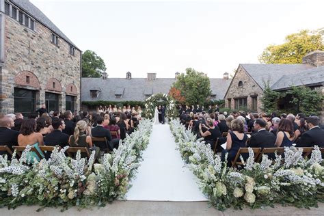 Super Stylish Fall Wedding at Blue Hill at Stone Barns