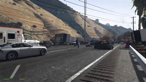 5 Minute Grand Theft Auto V Highway Pileupexplosion Youtube