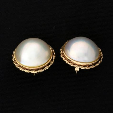 Lot Large Mabe Pearl Earrings In 14k Yellow Gold