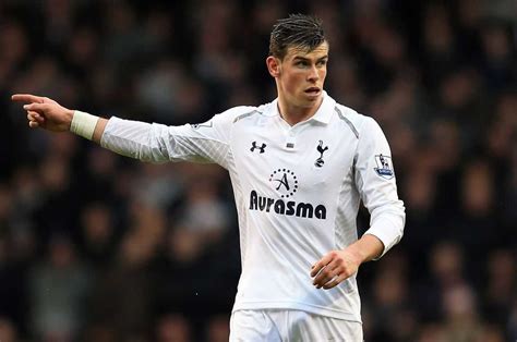 Gareth bale opened up about his complicated relationship with real madrid's fans in interview with erik anders lang on the adventures in golf series on youtube. Gareth Bale - Bio, Net Worth, Bale, Current Team ...