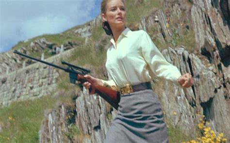 Décès De Tania Mallet James Bond Girl Dans Goldfinger Le Parisien