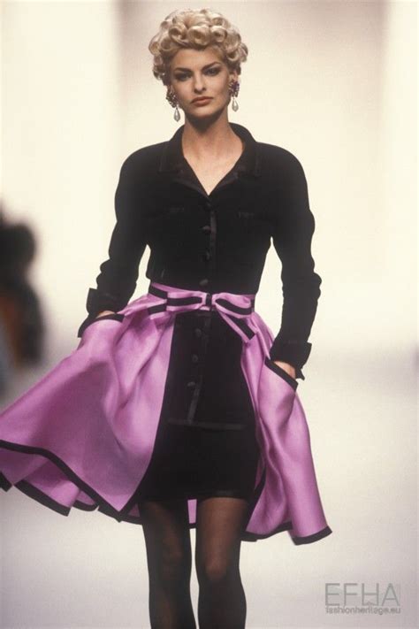 Chanel Spring Summer 1991 Couture Linda Evangelista Fashion
