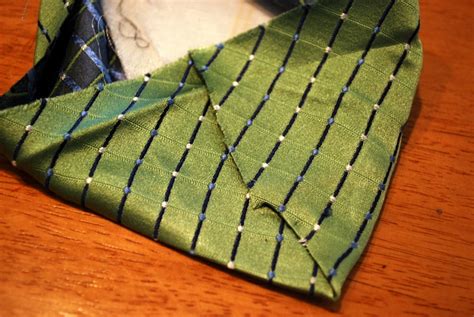Sunshine And A Summer Breeze How To Turn A Mens Tie Into