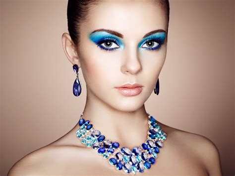 Picture Makeup Oleg Gekman Face Girls Necklace Earrings Staring