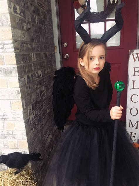 A quick search on the internet reveals that maleficent is this year's most popular halloween costume. Maleficent Costume DIY Halloween Costumes | Maleficent costume diy, Diy halloween costumes, Diy ...
