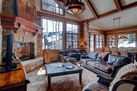 The Most Romantic Hideaway In The Rockies This Beautiful Log Cabin Is