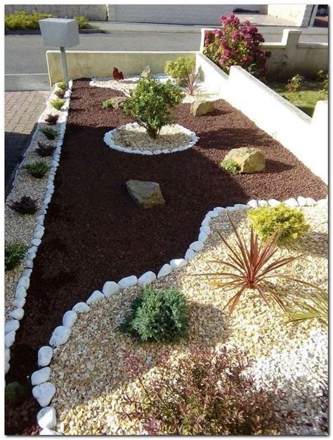 20 Front Yard Ideas With Rocks Homyhomee