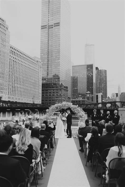 Chicago Wedding Summer Wedding In Chicago City Wedding Wedding Ideas