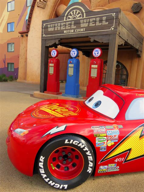 Lightning Mcqueen At The Wheel Well Cars Disneys Art Of Flickr