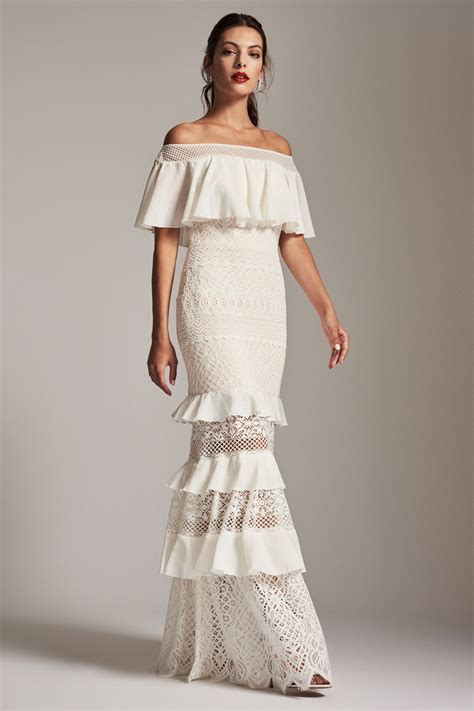 My dress was by a japanese born designer called tadashi shoji. Alexia Off-The-Shoulder Gown | Tadashi Shoji | Boho chic ...