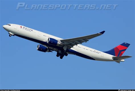 N825nw Delta Air Lines Airbus A330 302 Photo By Wolfgang Kaiser Id